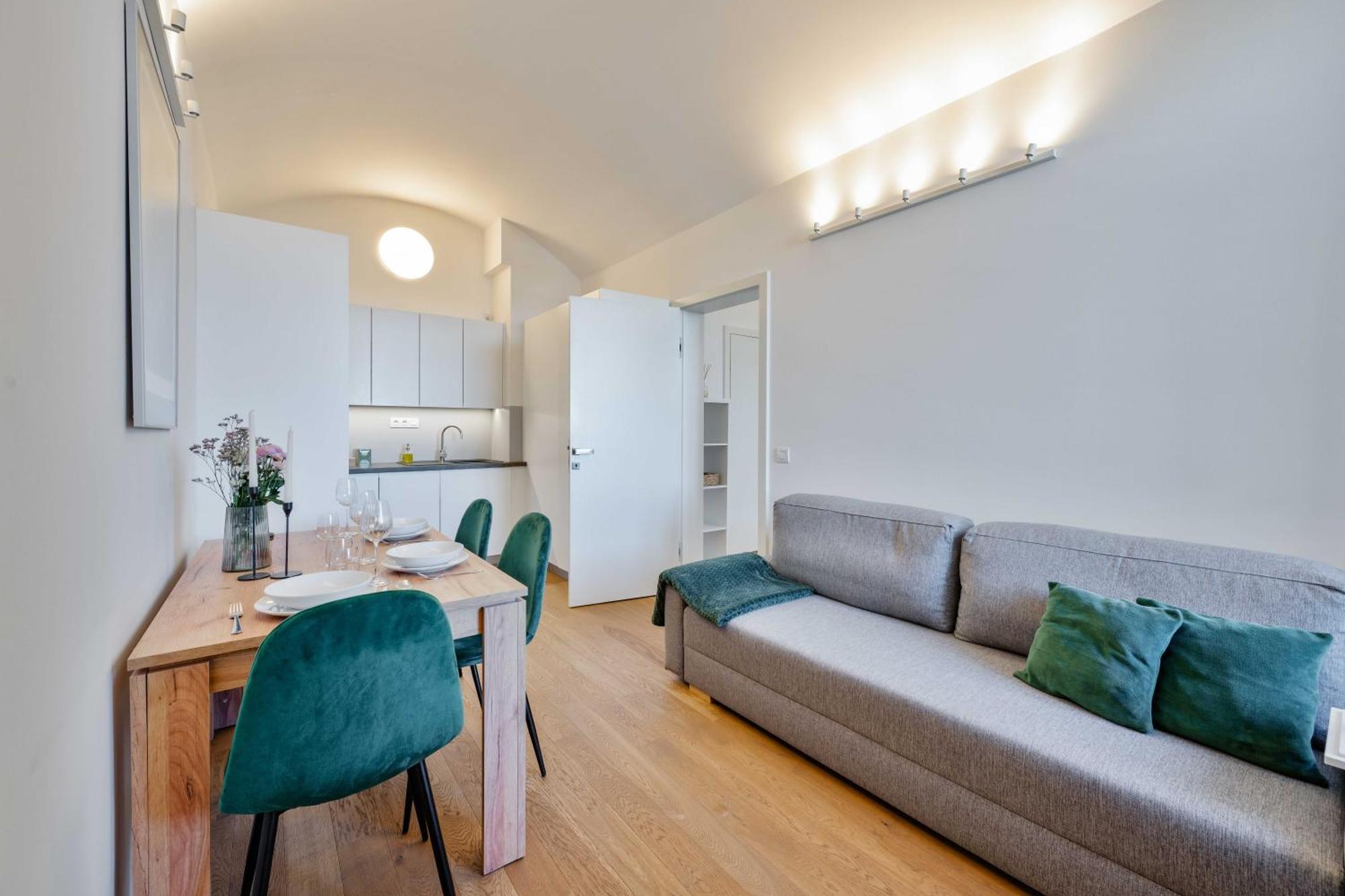 Elegant Apartments Close To Center & Bike Path — Photos 2