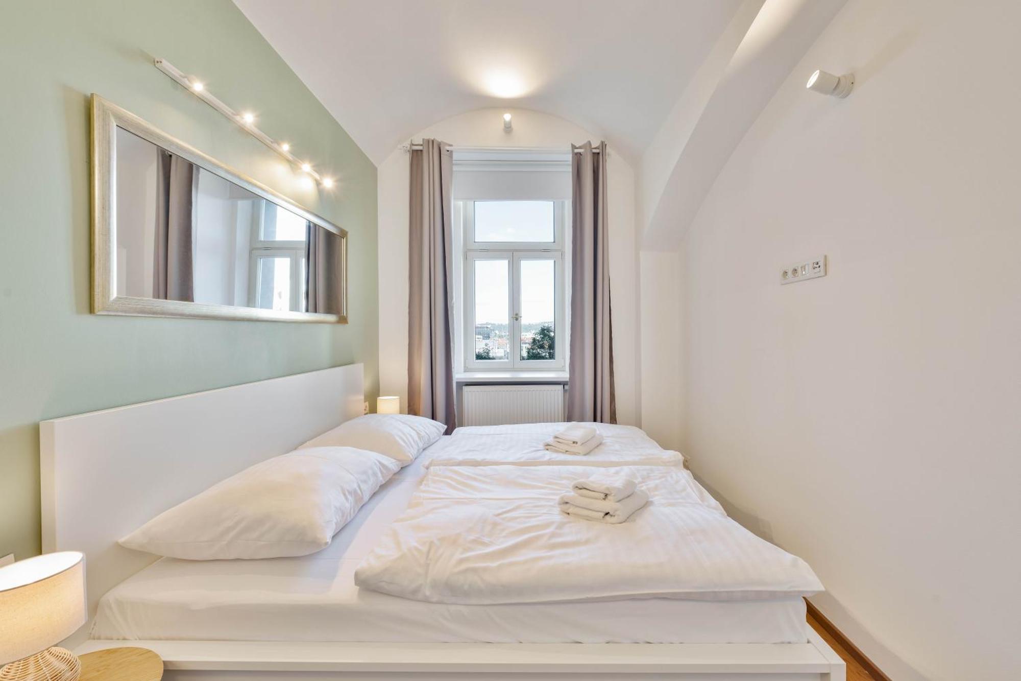 Elegant Apartments Close To Center & Bike Path — Photos 3